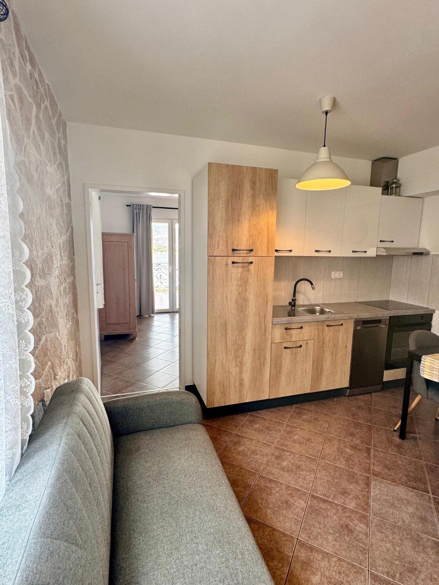 Apartment Nanito Trogir Exteriör bild