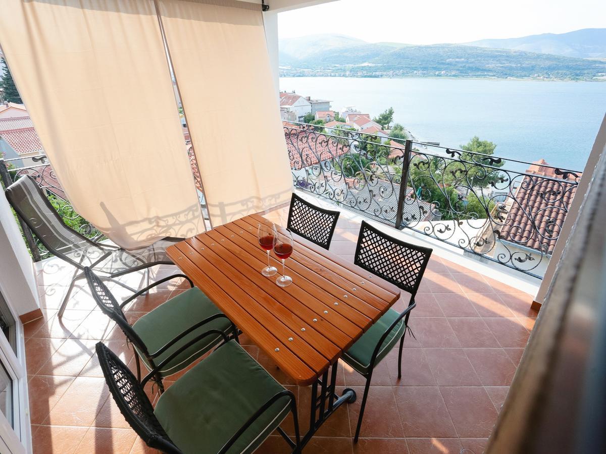 Apartment Nanito Trogir Exteriör bild