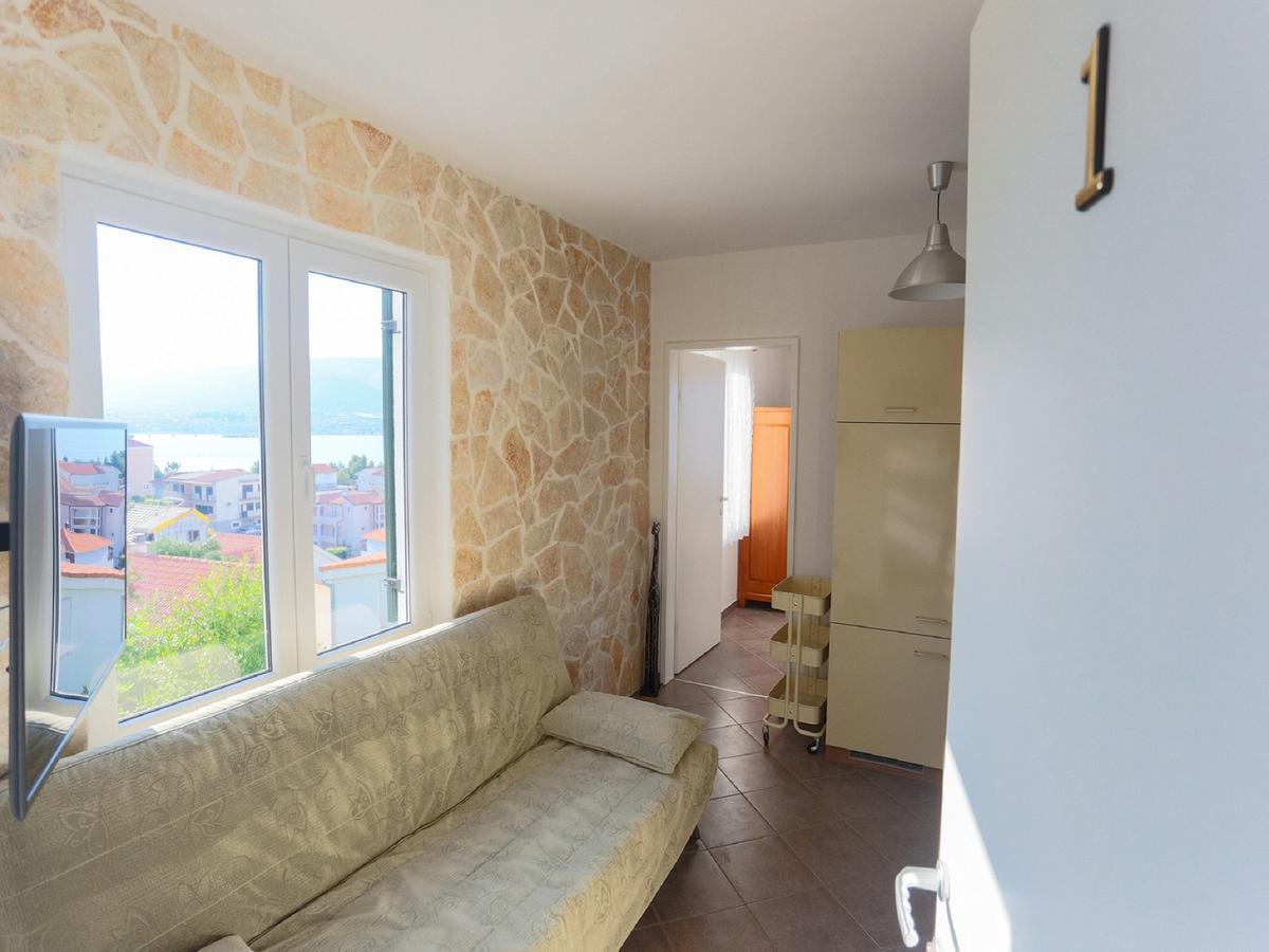 Apartment Nanito Trogir Exteriör bild